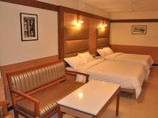 Hotel Sms Grand Inn Vellore Kültér fotó