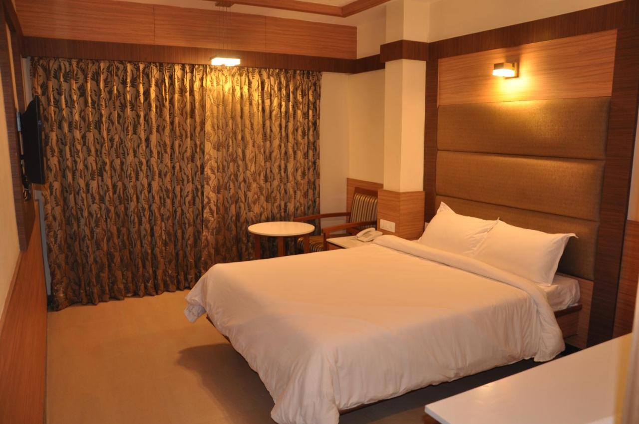 Hotel Sms Grand Inn Vellore Kültér fotó